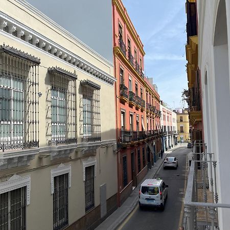 Balcones De Jauregui Premium Apartment Севілья Екстер'єр фото