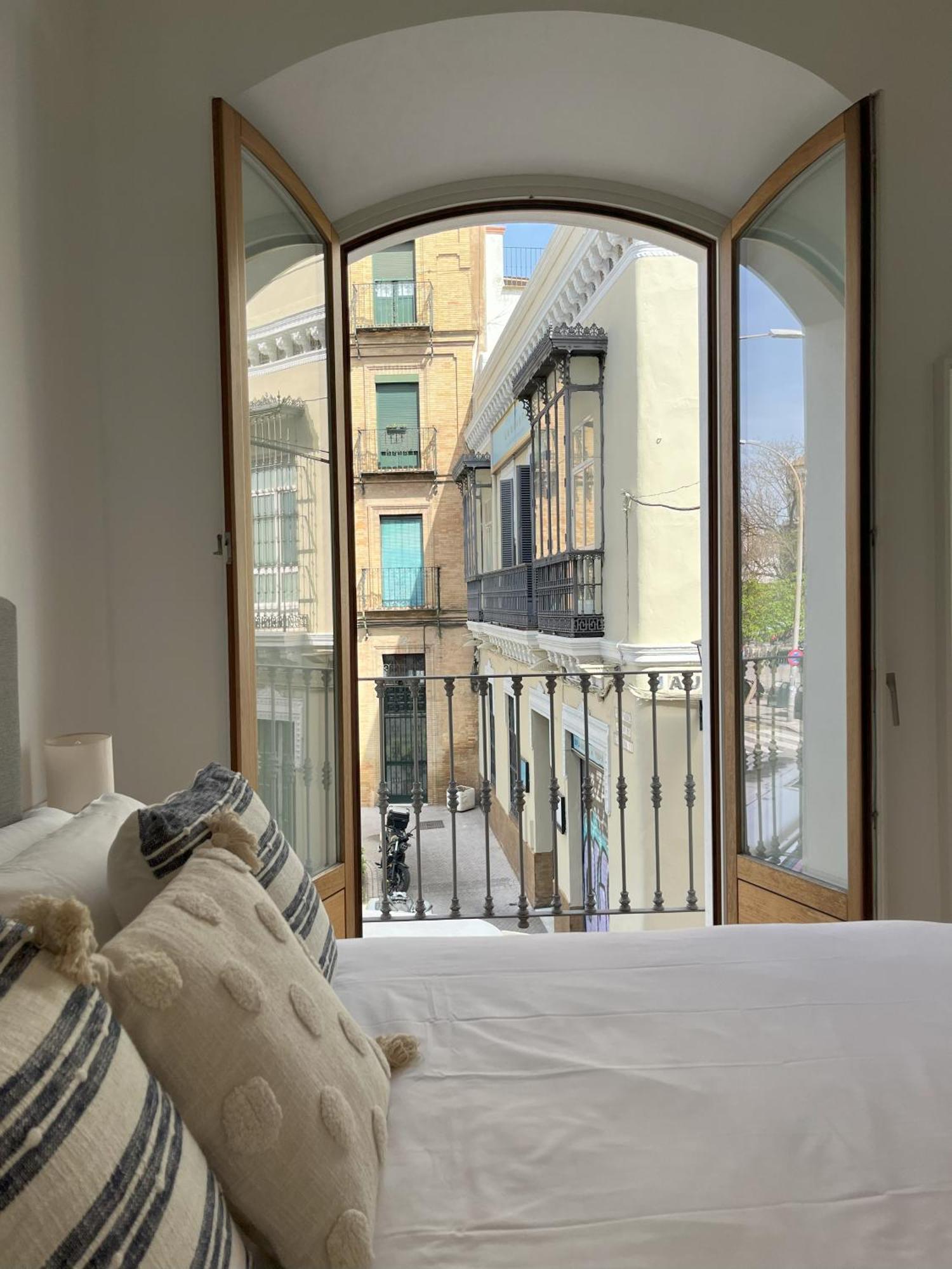 Balcones De Jauregui Premium Apartment Севілья Екстер'єр фото