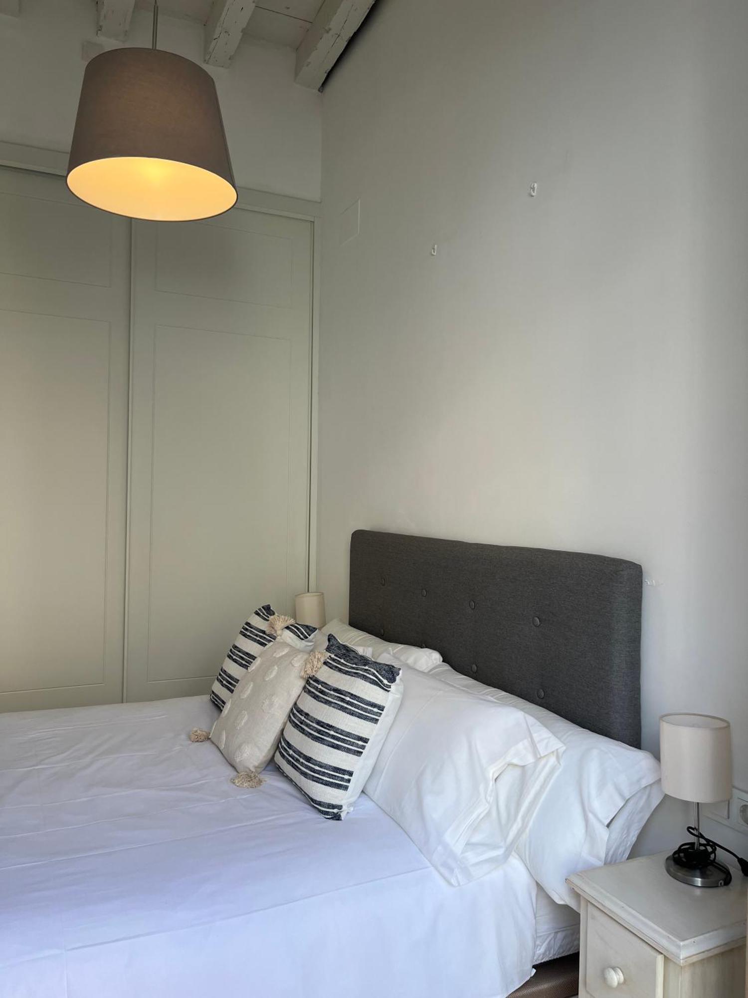 Balcones De Jauregui Premium Apartment Севілья Екстер'єр фото