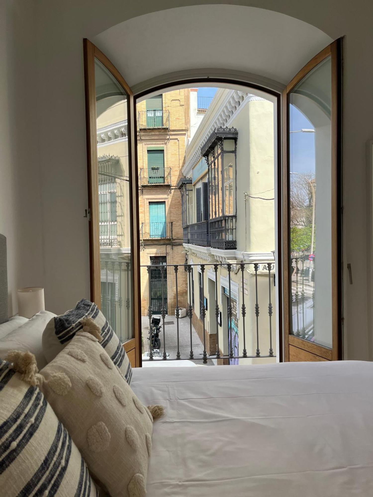 Balcones De Jauregui Premium Apartment Севілья Екстер'єр фото